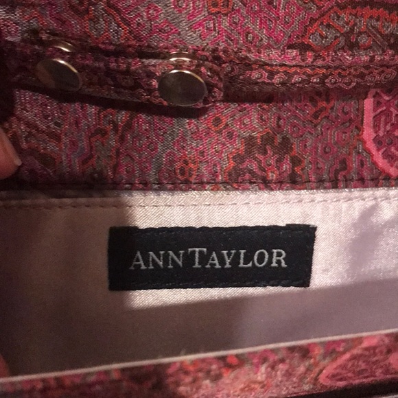 Ann Taylor clutch with optional sparkle strap - Picture 6 of 8